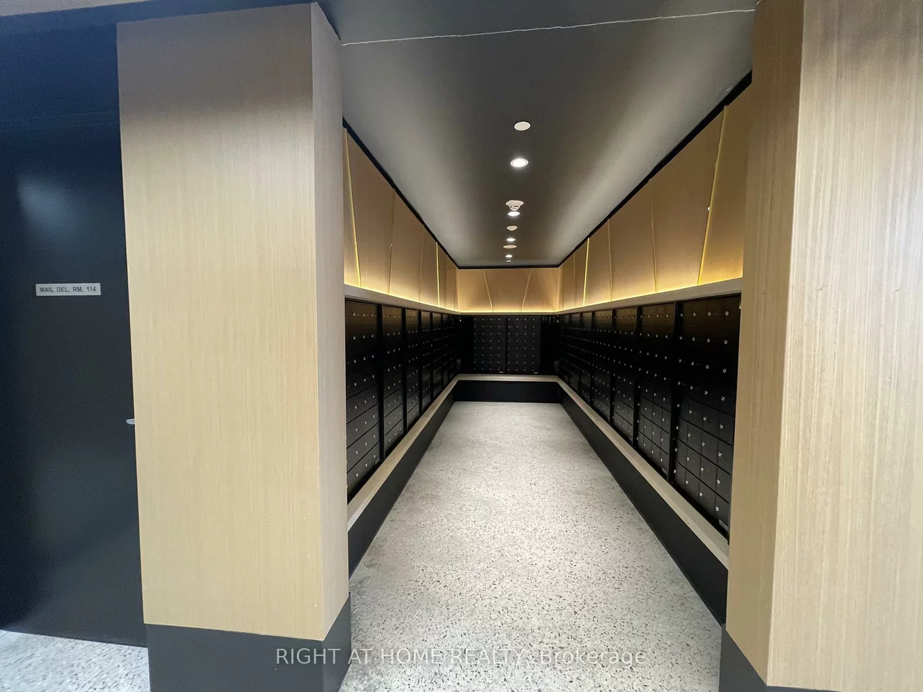 2920, Highway 7, Concord, Vaughan