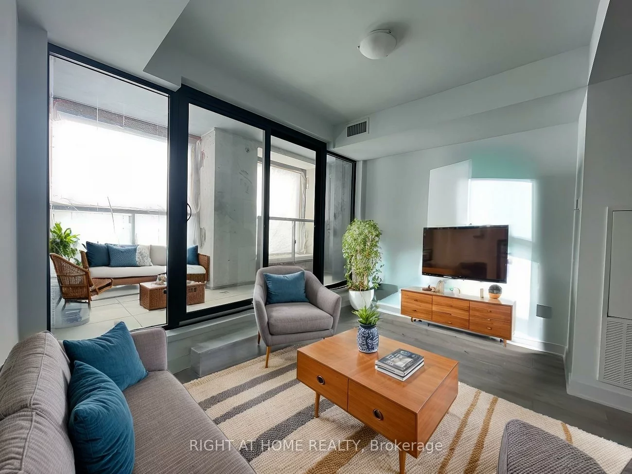 2920, Highway 7, Concord, Vaughan