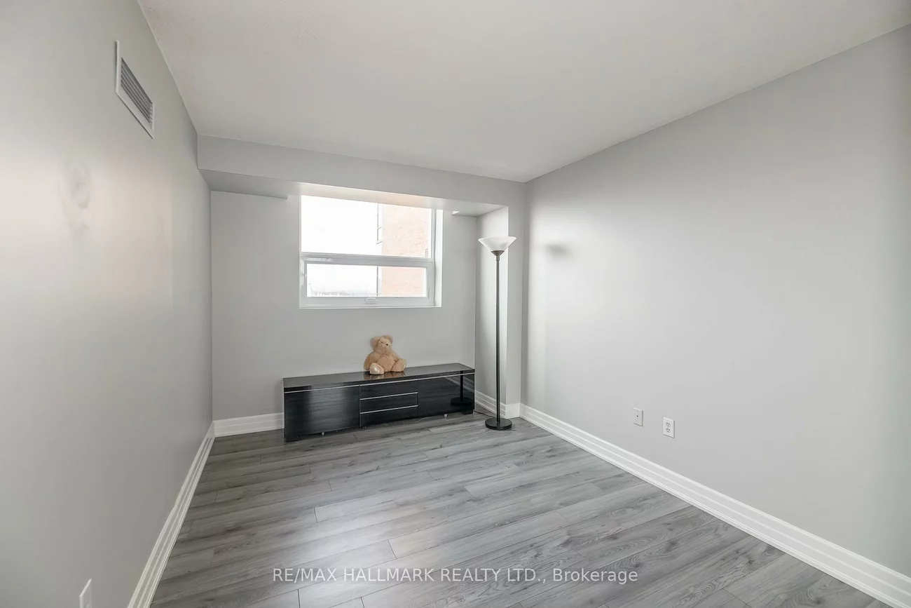 7601, Bathurst, Crestwood-Springfarm-Yorkhill, Vaughan