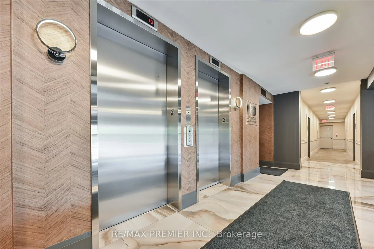 8302, Islington, Islington Woods, Vaughan