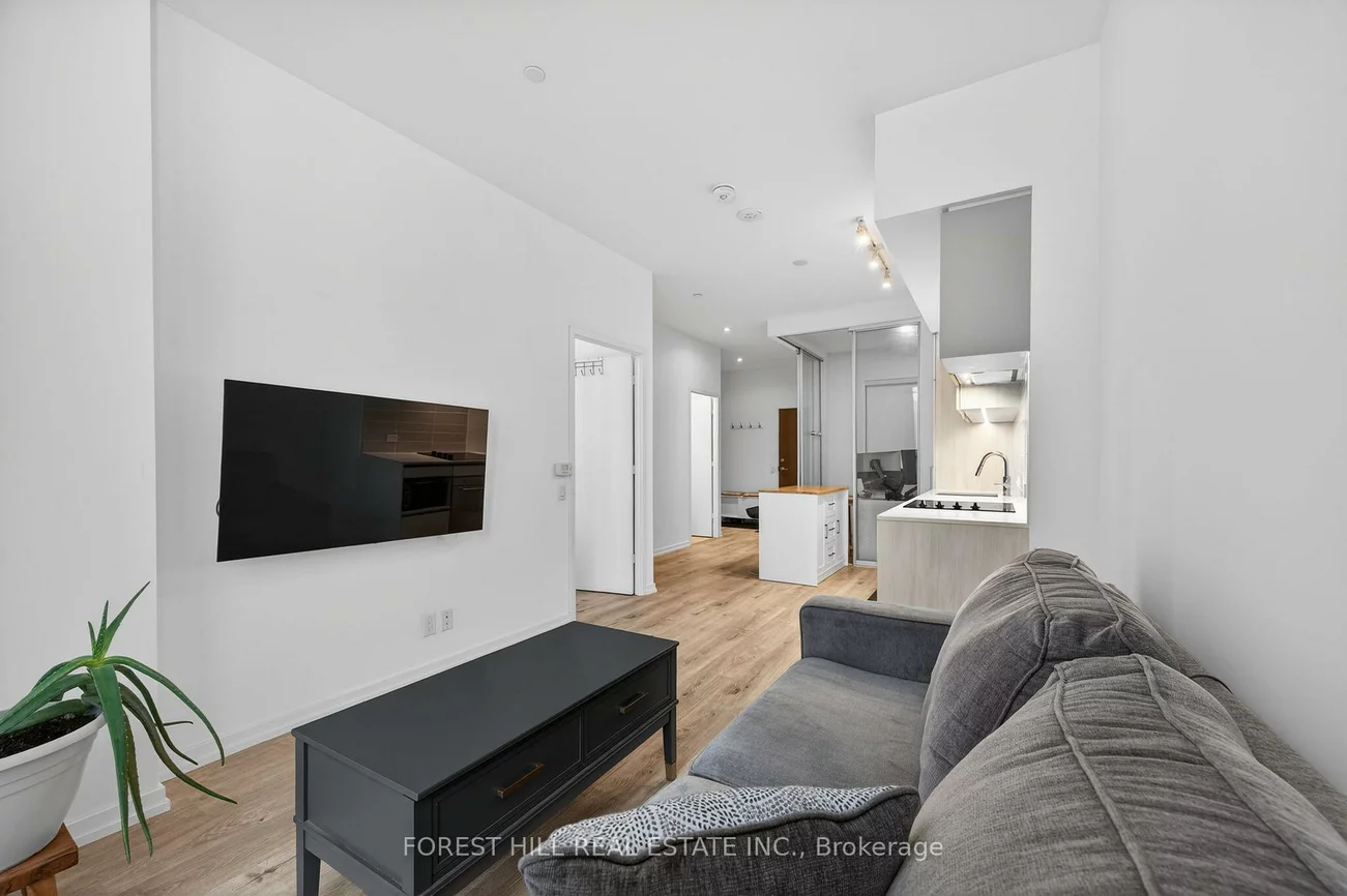 1000, Portage, Vaughan Corporate Centre, Vaughan