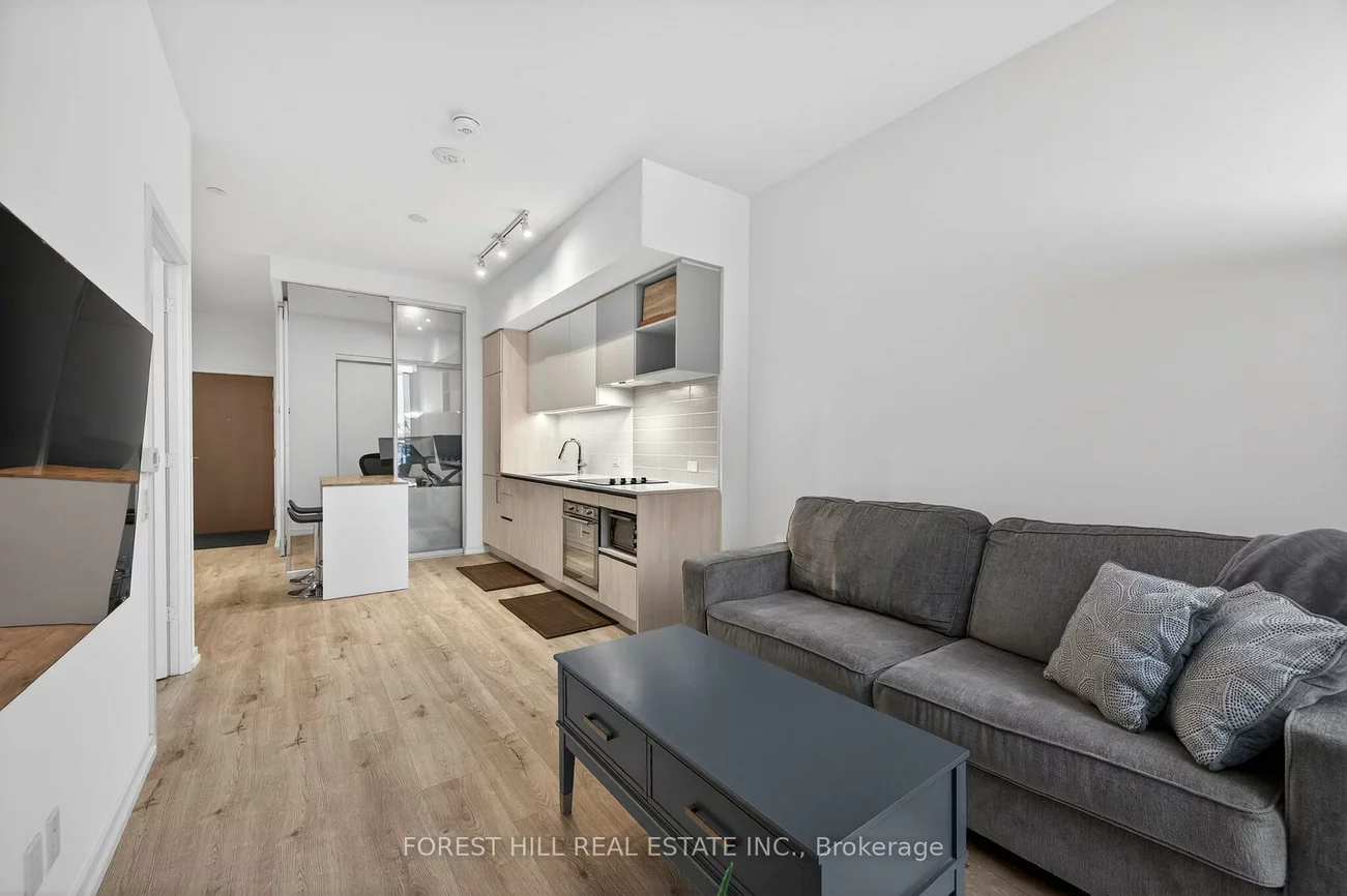 1000, Portage, Vaughan Corporate Centre, Vaughan