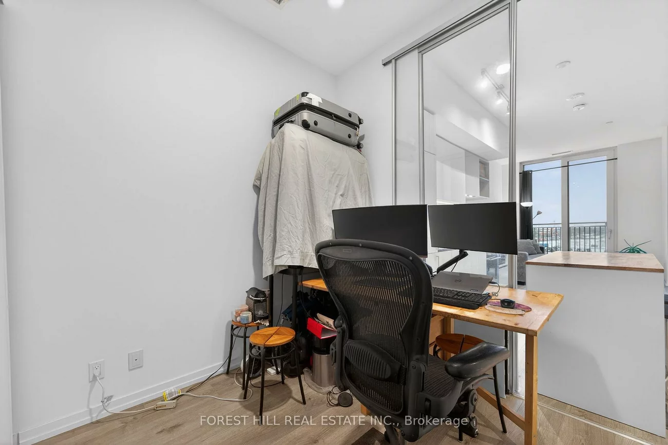 1000, Portage, Vaughan Corporate Centre, Vaughan