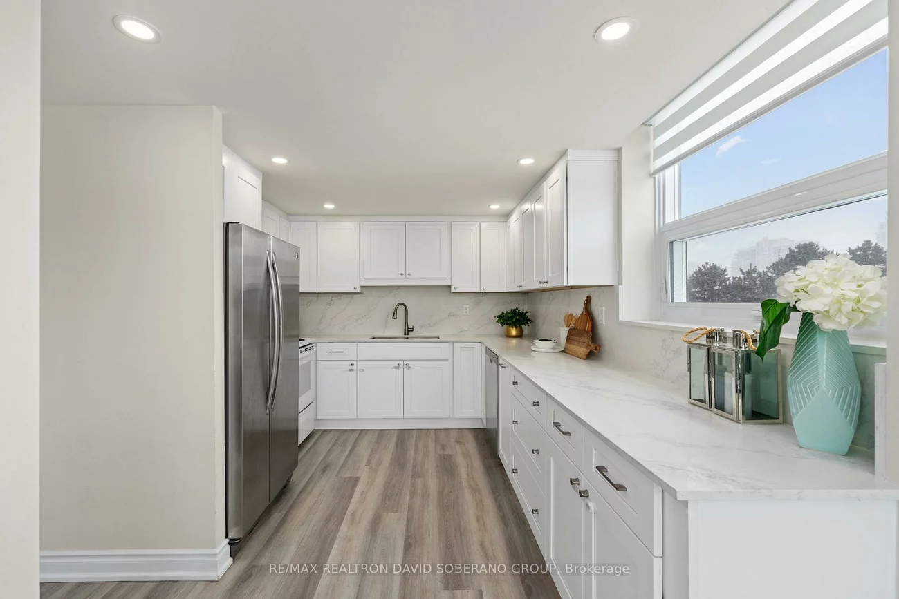 7601, Bathurst, Beverley Glen, Vaughan