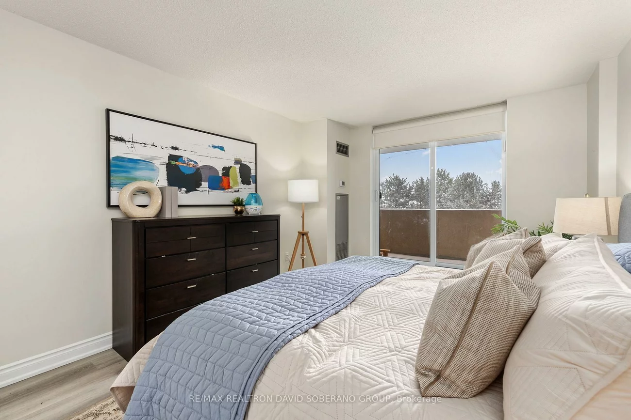 7601, Bathurst, Beverley Glen, Vaughan