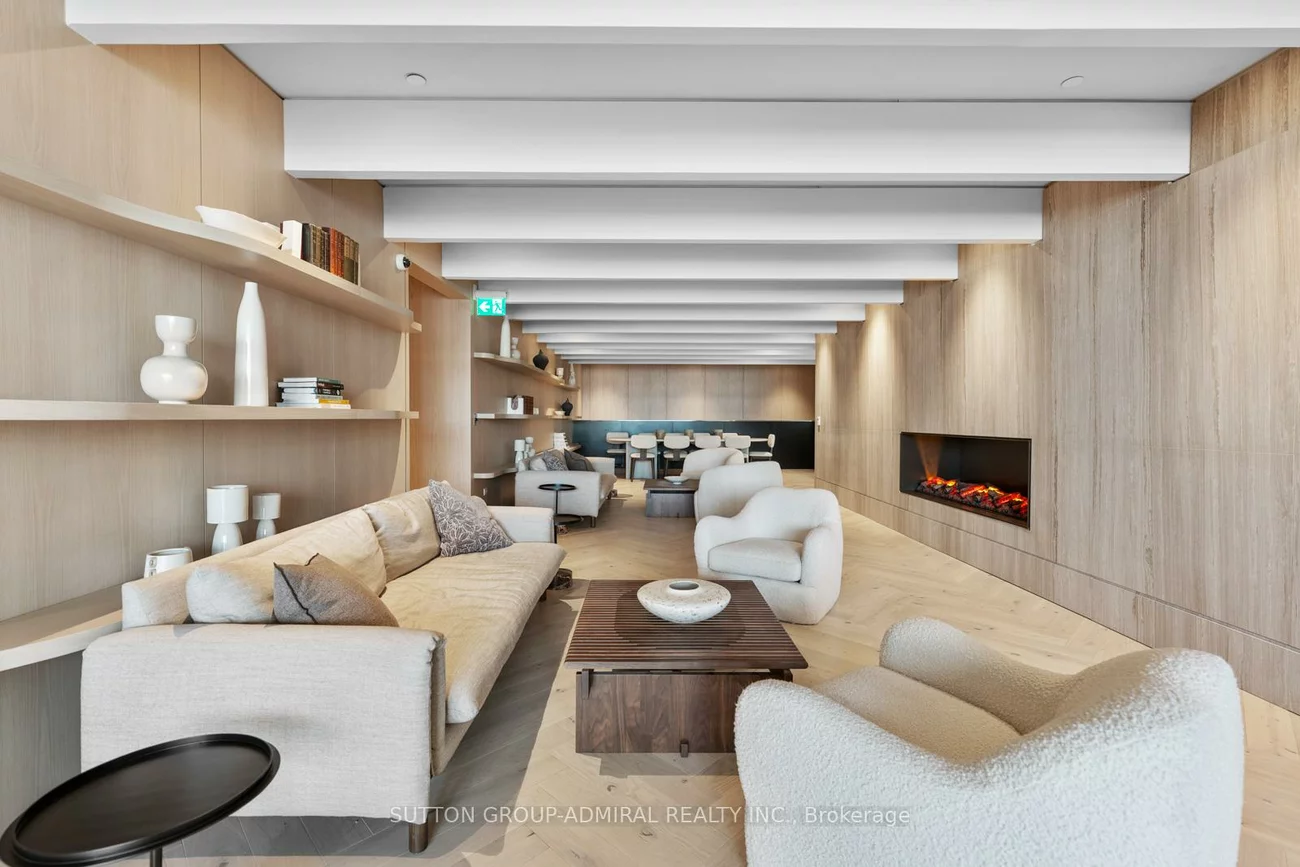 195, Commerce, Vaughan Corporate Centre, Vaughan