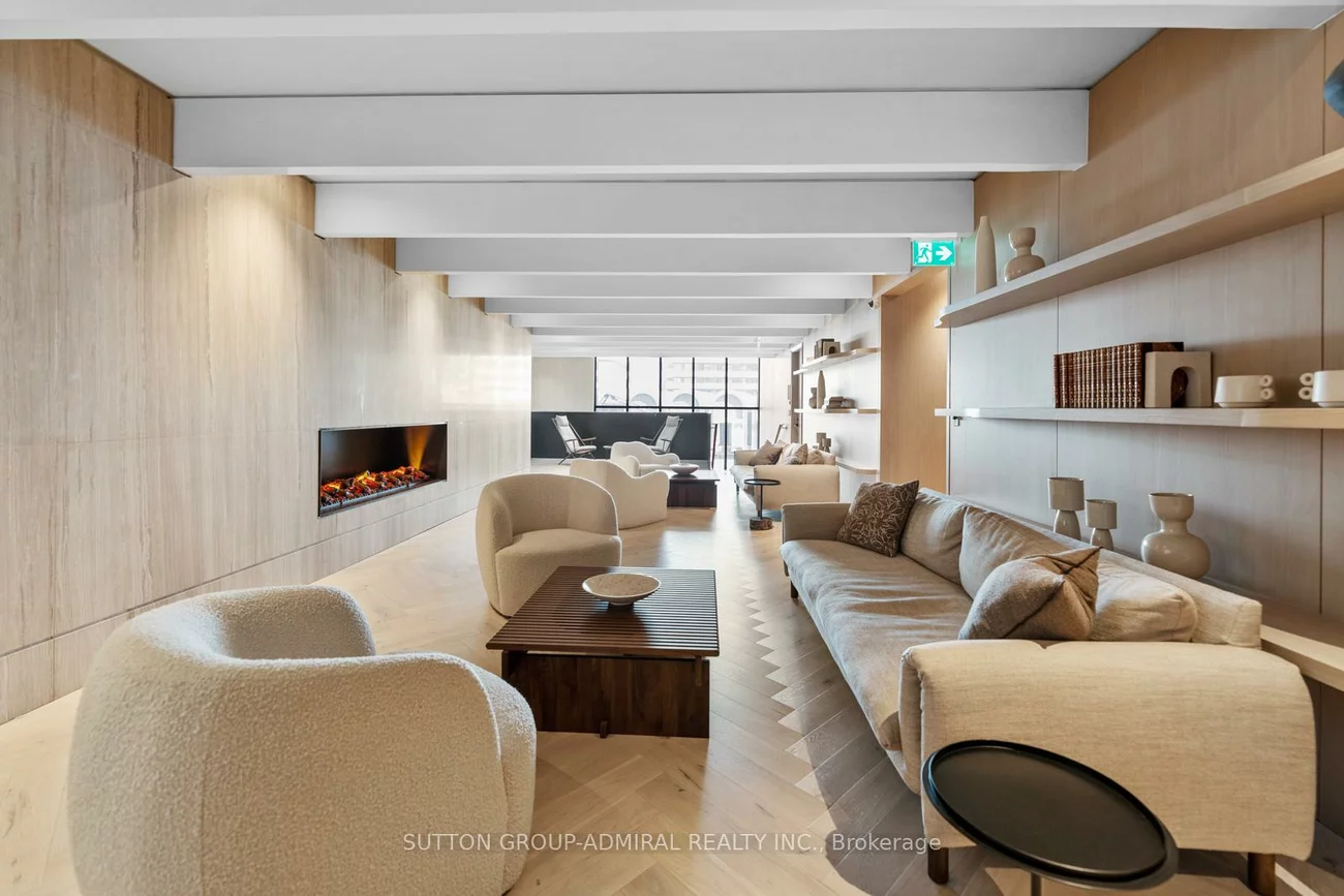 195, Commerce, Vaughan Corporate Centre, Vaughan