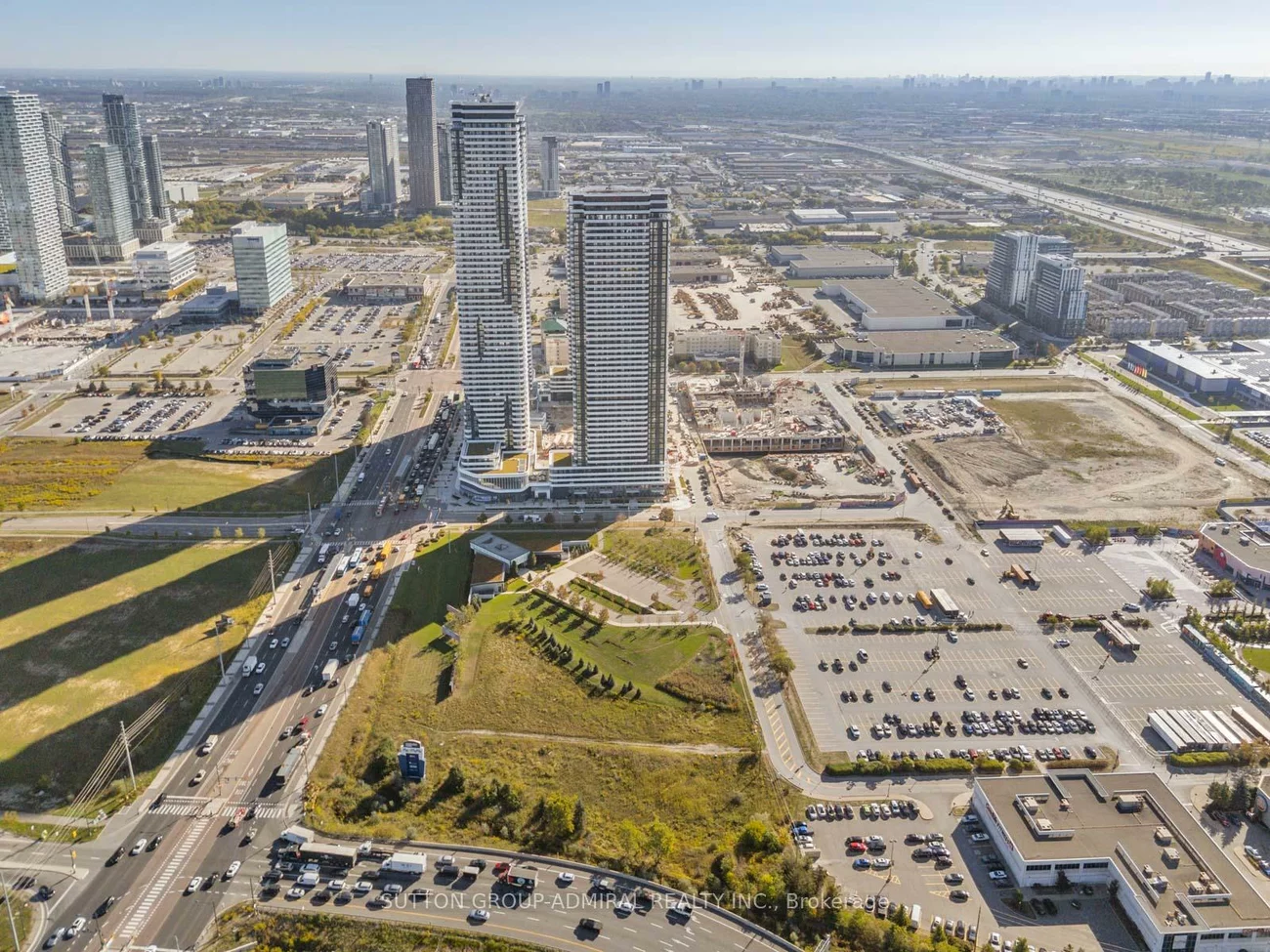 195, Commerce, Vaughan Corporate Centre, Vaughan