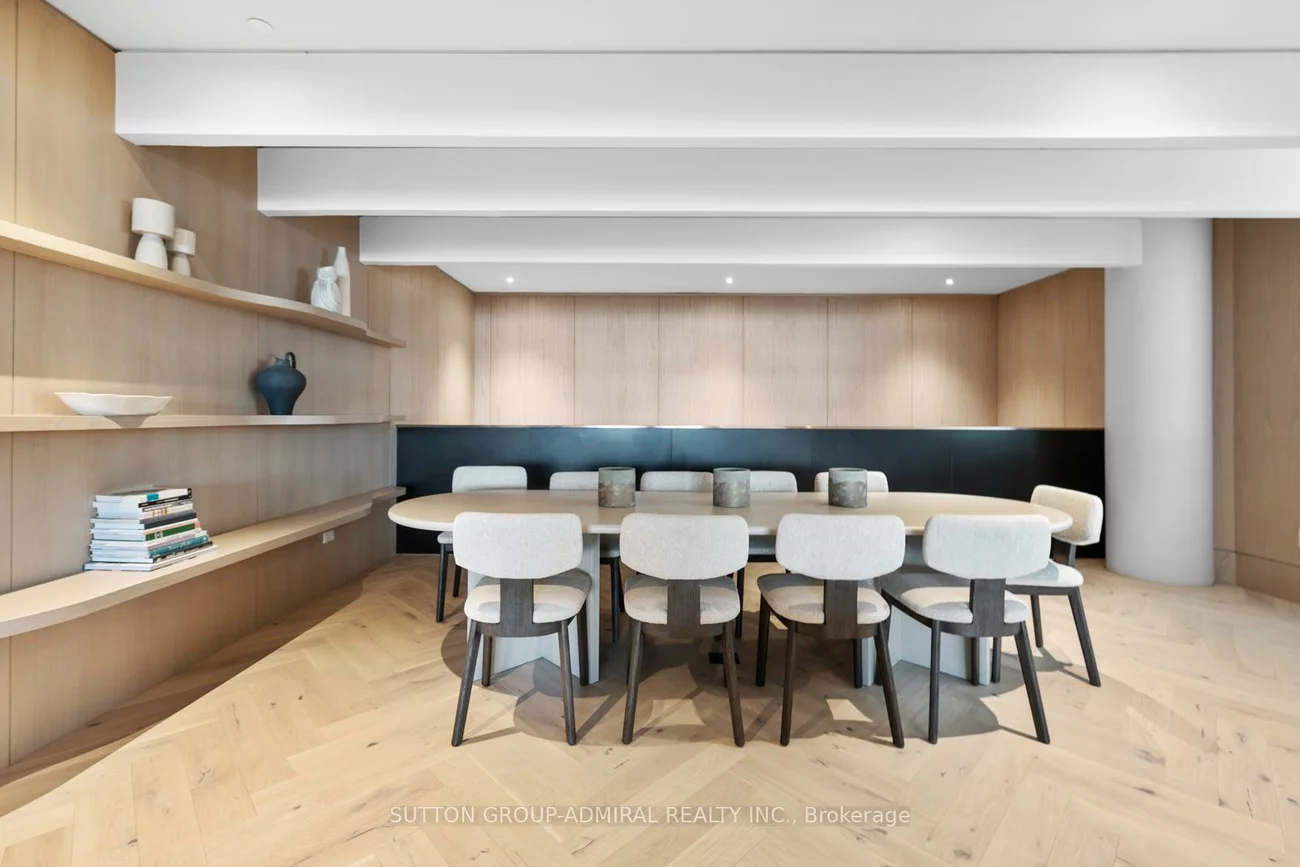 195, Commerce, Vaughan Corporate Centre, Vaughan