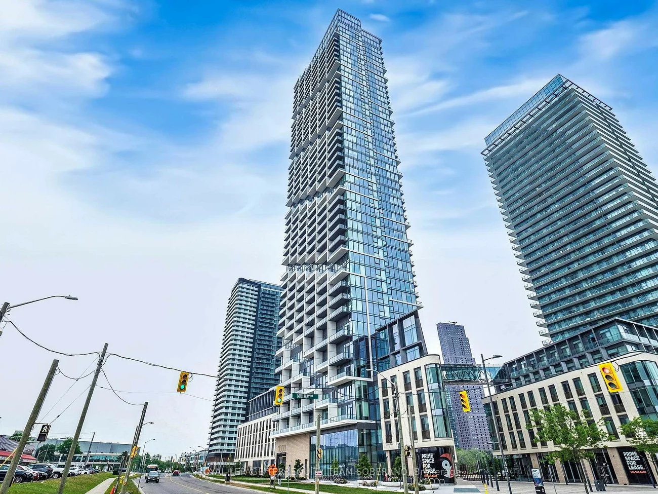 1000, Portage, Vaughan Corporate Centre, Vaughan