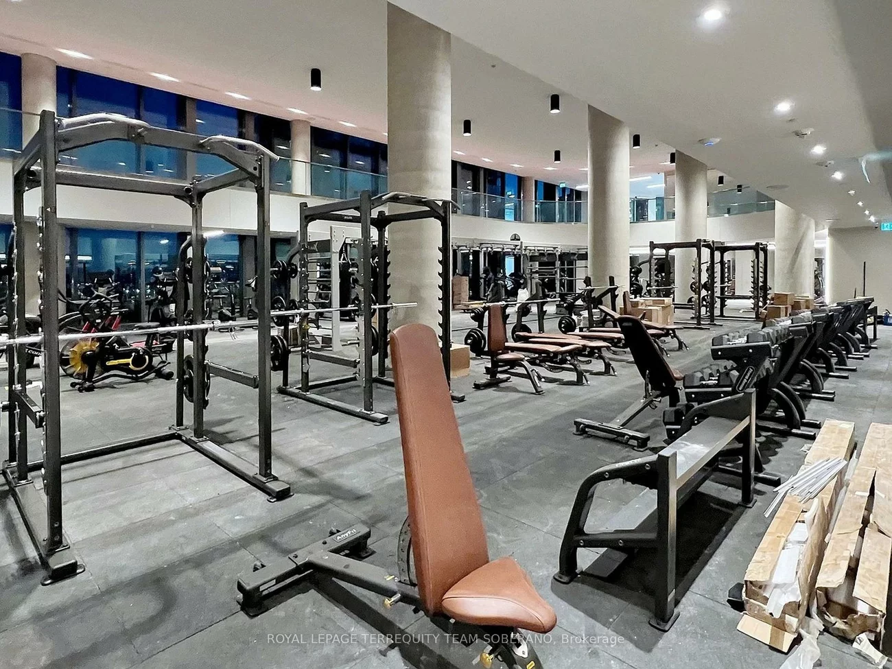 1000, Portage, Vaughan Corporate Centre, Vaughan