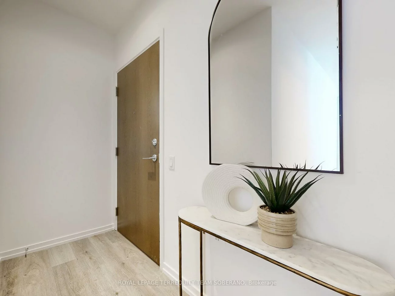 1000, Portage, Vaughan Corporate Centre, Vaughan