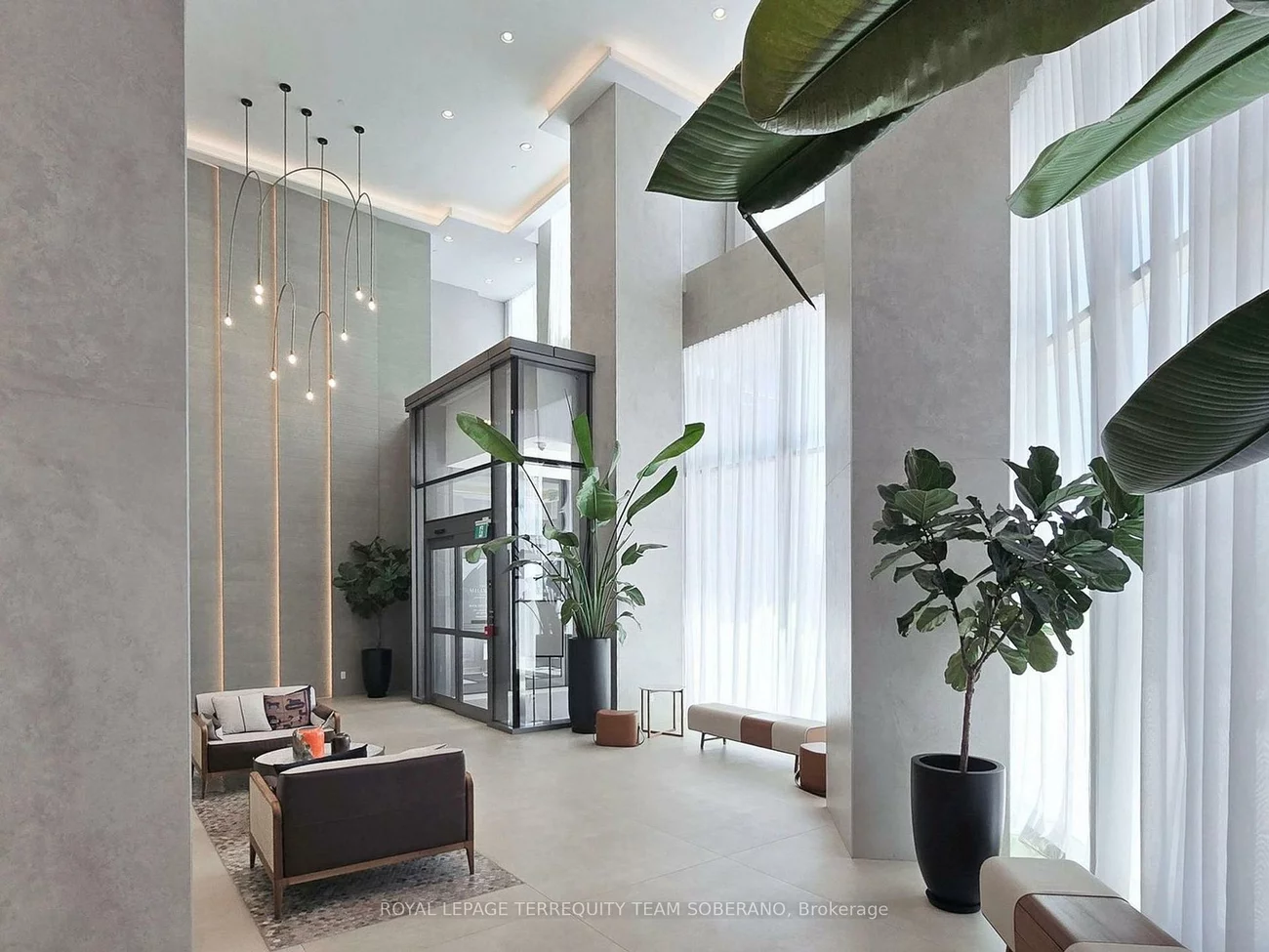 1000, Portage, Vaughan Corporate Centre, Vaughan