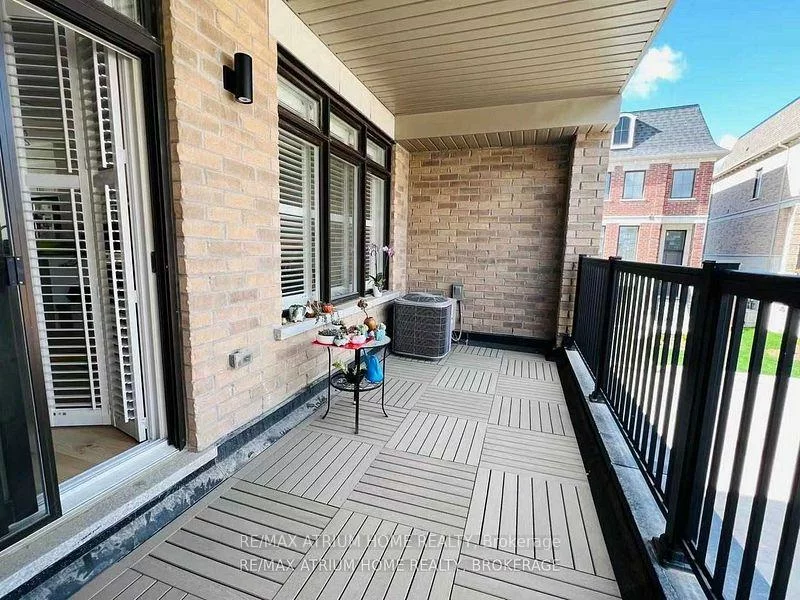 18, Mcnaughton, Maple, Vaughan