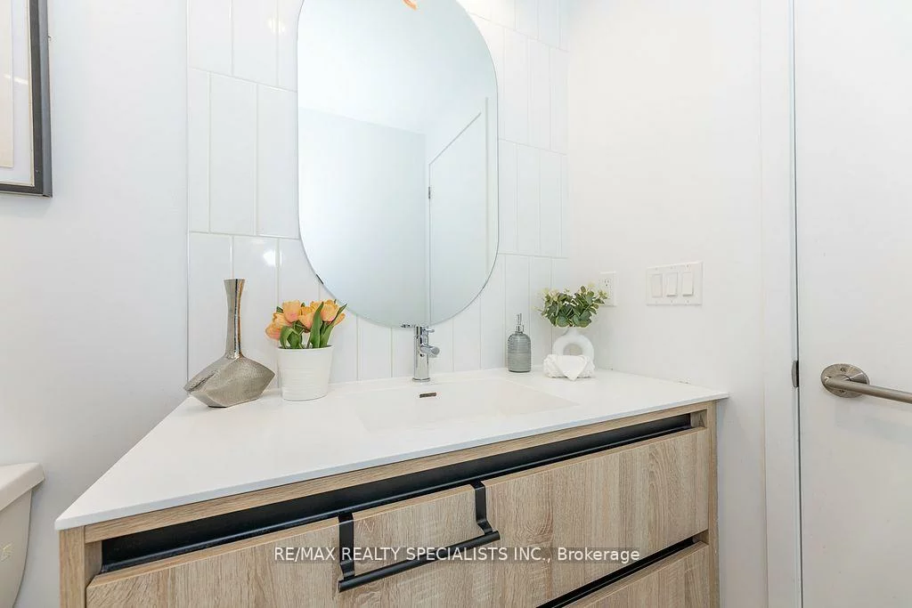 8, Beverley Glen, Beverley Glen, Vaughan