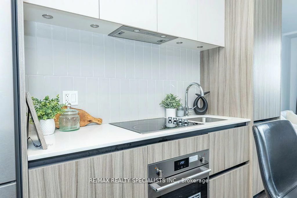 8, Beverley Glen, Beverley Glen, Vaughan