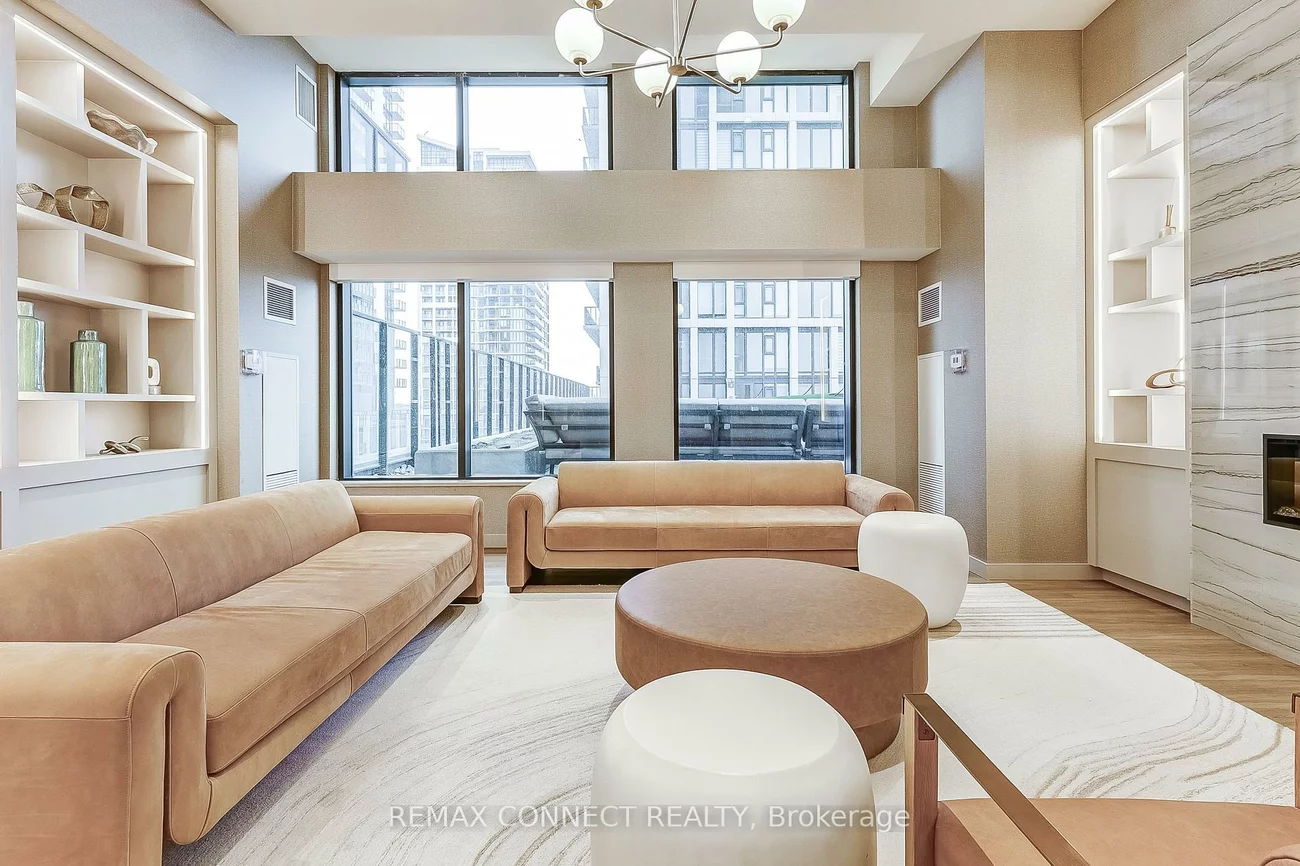 8960, Jane, Vellore Village, Vaughan