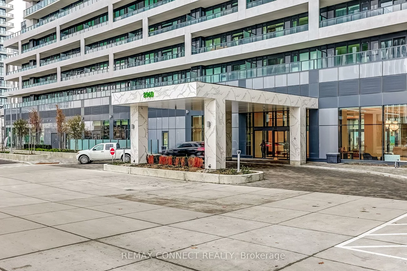 8960, Jane, Vellore Village, Vaughan