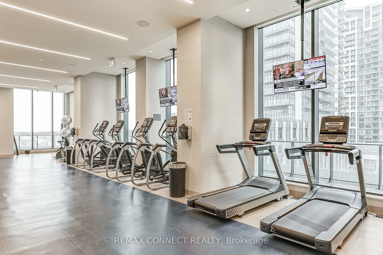 8960, Jane, Vellore Village, Vaughan