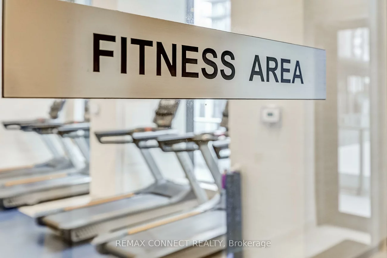 8960, Jane, Vellore Village, Vaughan