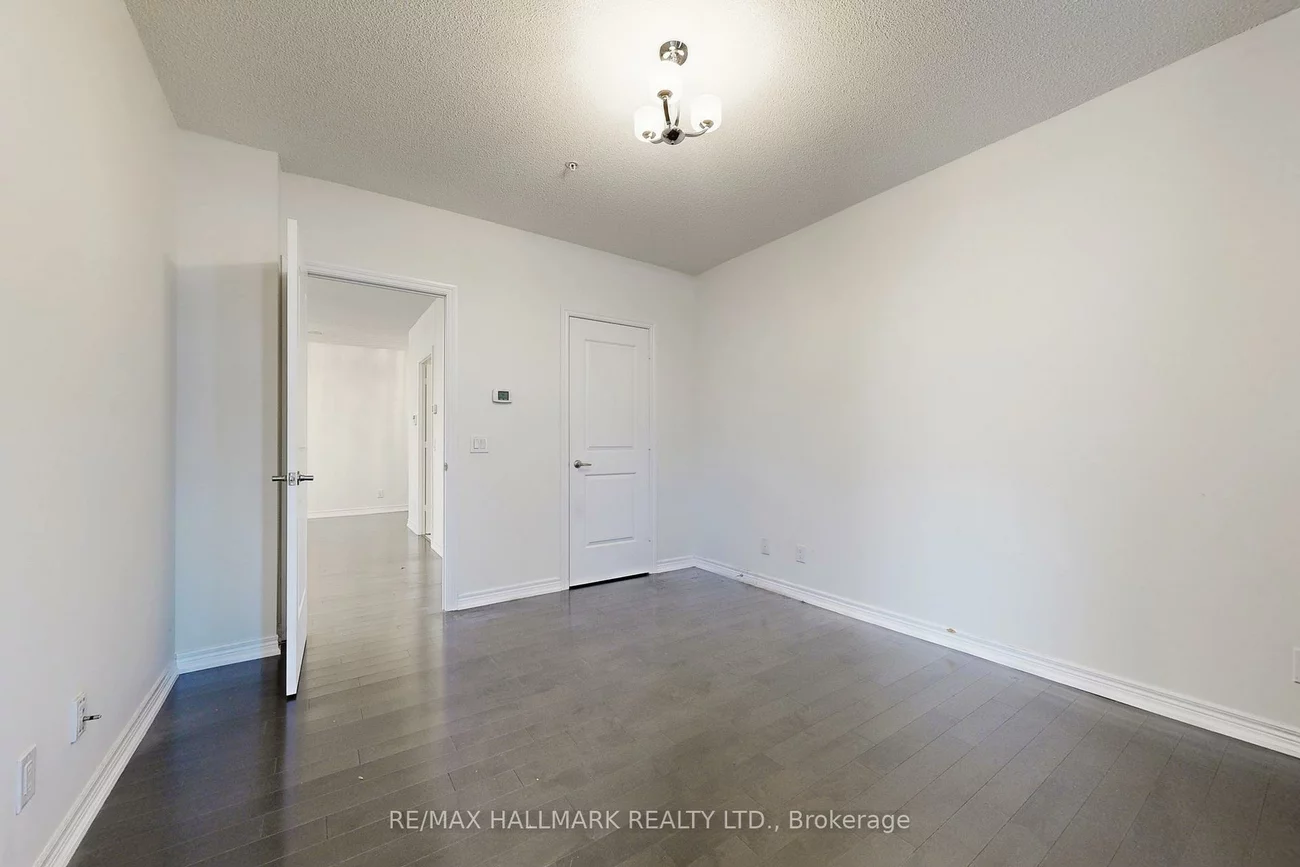 9255, Jane, Maple, Vaughan