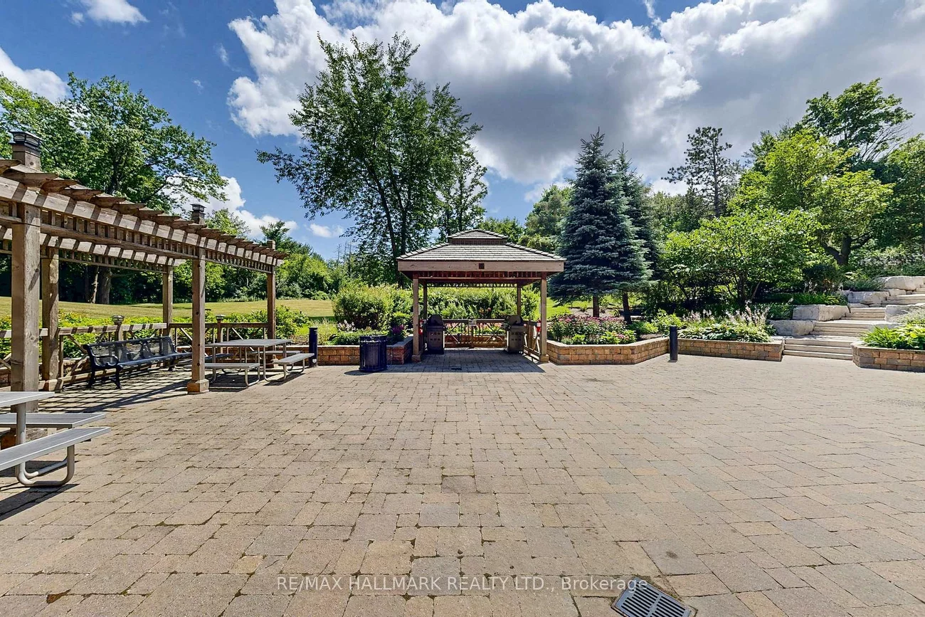 9255, Jane, Maple, Vaughan