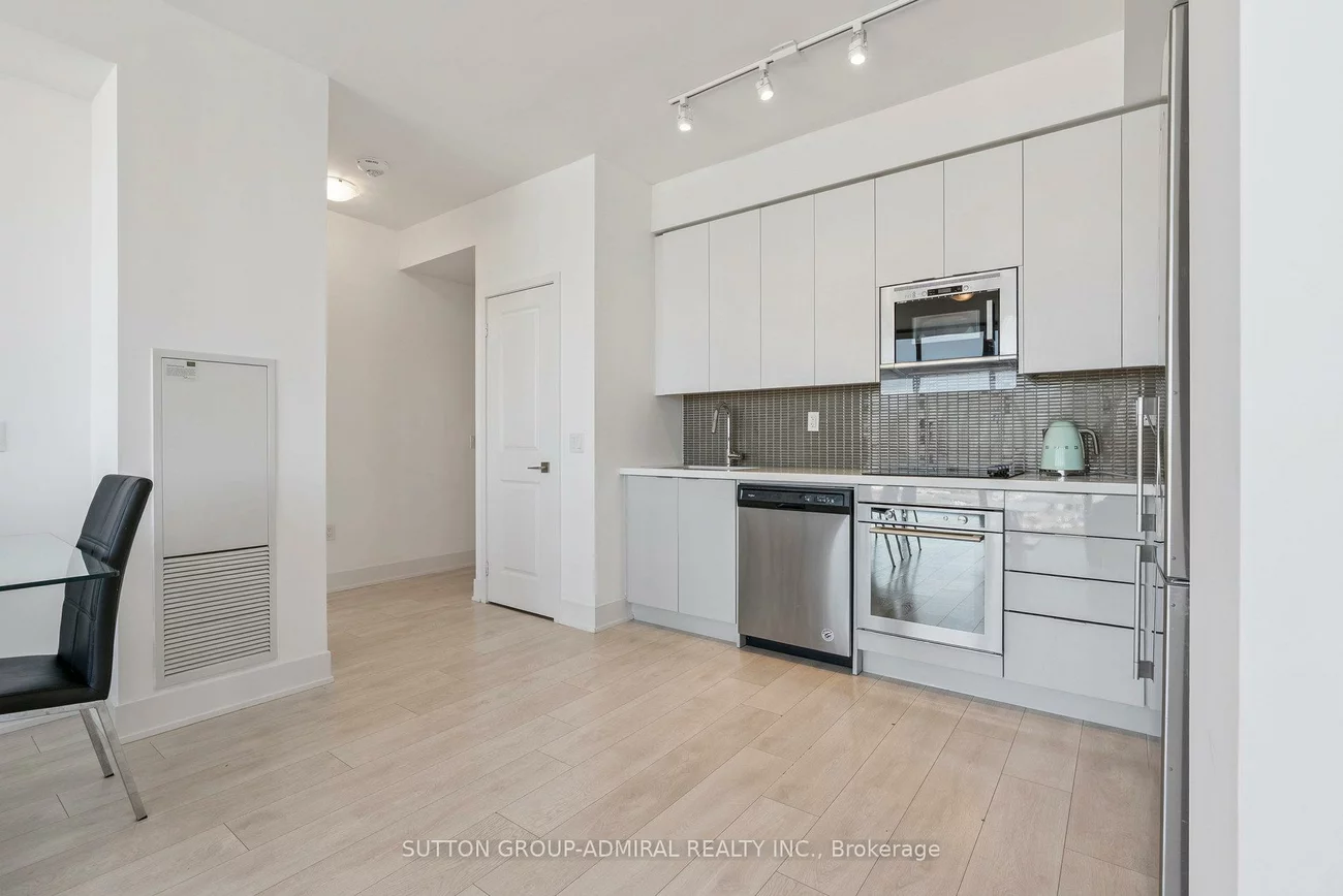 2916, Highway 7, Concord, Vaughan