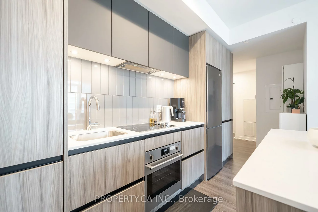 7950, Bathurst, Beverley Glen, Vaughan