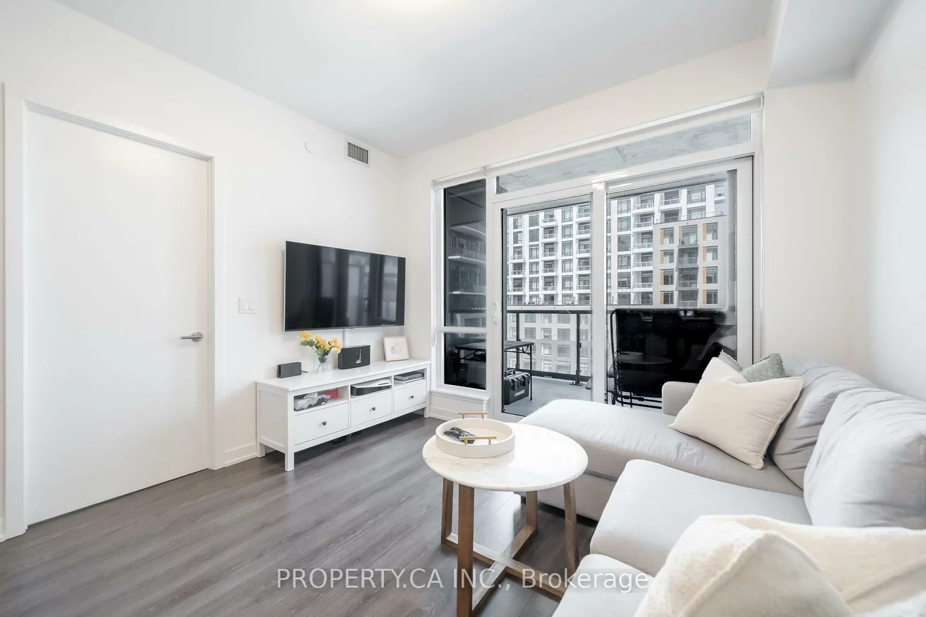 7950, Bathurst, Beverley Glen, Vaughan