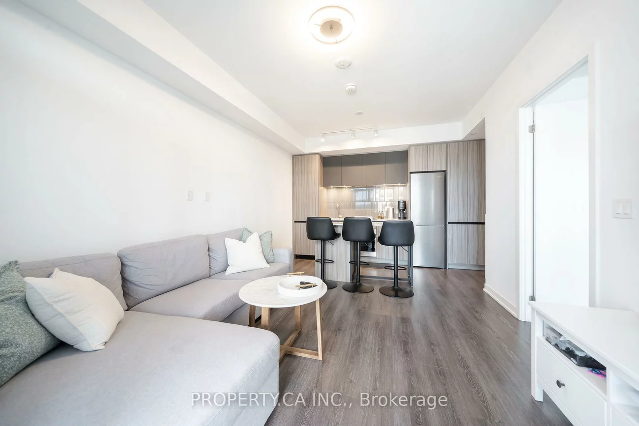 7950, Bathurst, Beverley Glen, Vaughan