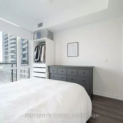 7950, Bathurst, Beverley Glen, Vaughan