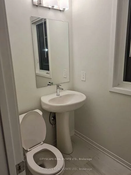 11, Honeycrisp, Vaughan Corporate Centre, Vaughan