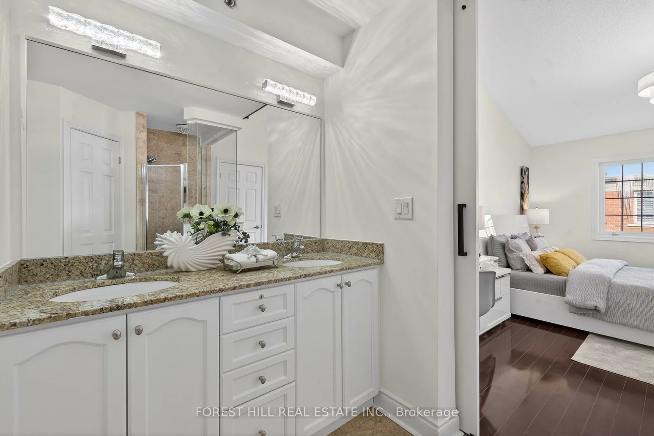 8, Brighton, Crestwood-Springfarm-Yorkhill, Vaughan