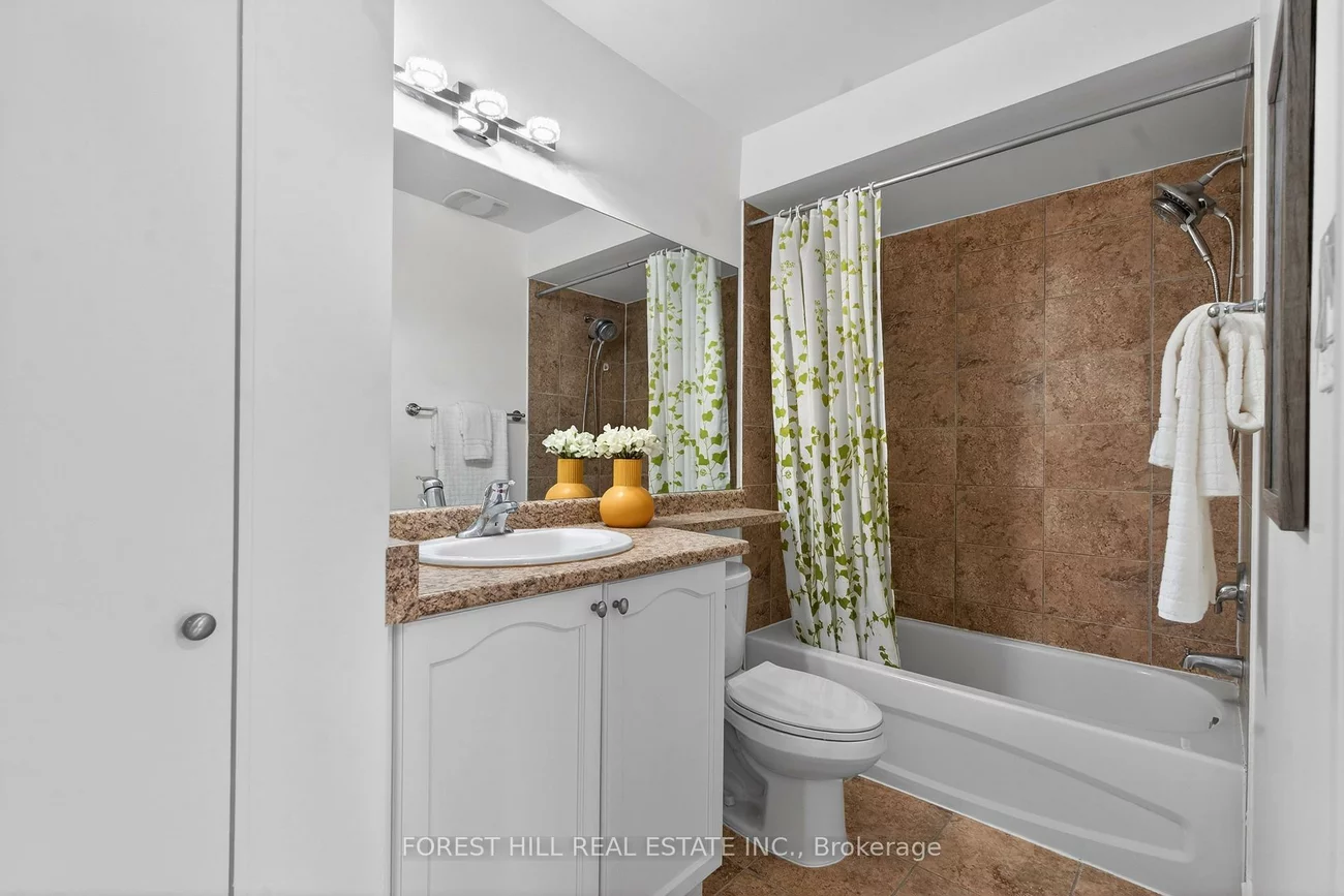 8, Brighton, Crestwood-Springfarm-Yorkhill, Vaughan