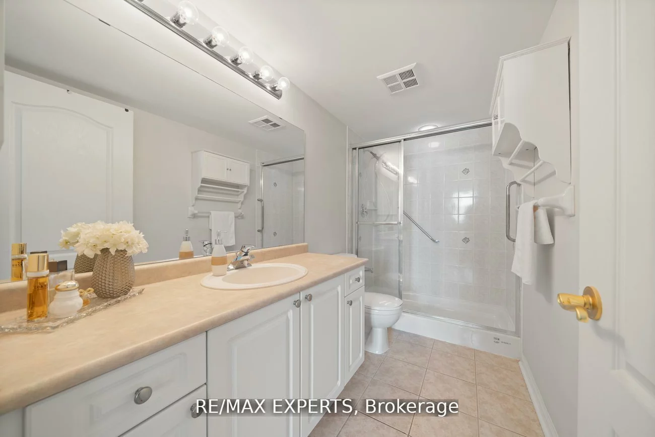 2500, Rutherford, Maple, Vaughan