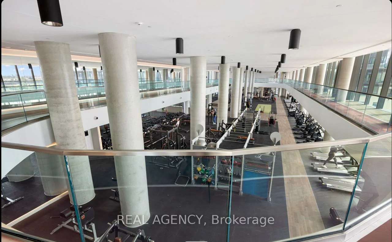 1000, Portage, Vaughan Corporate Centre, Vaughan