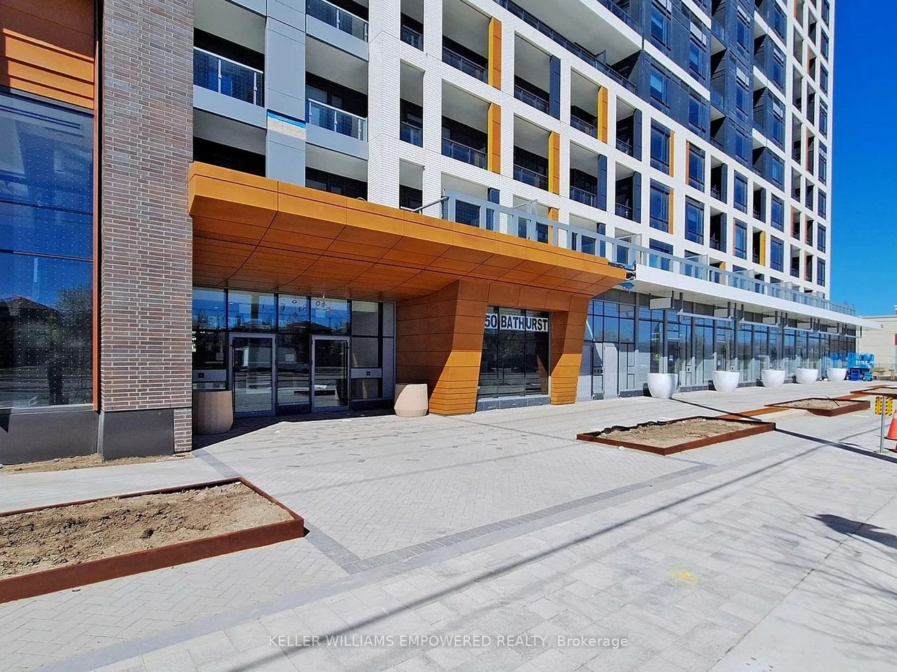 7950, Bathurst, Beverley Glen, Vaughan