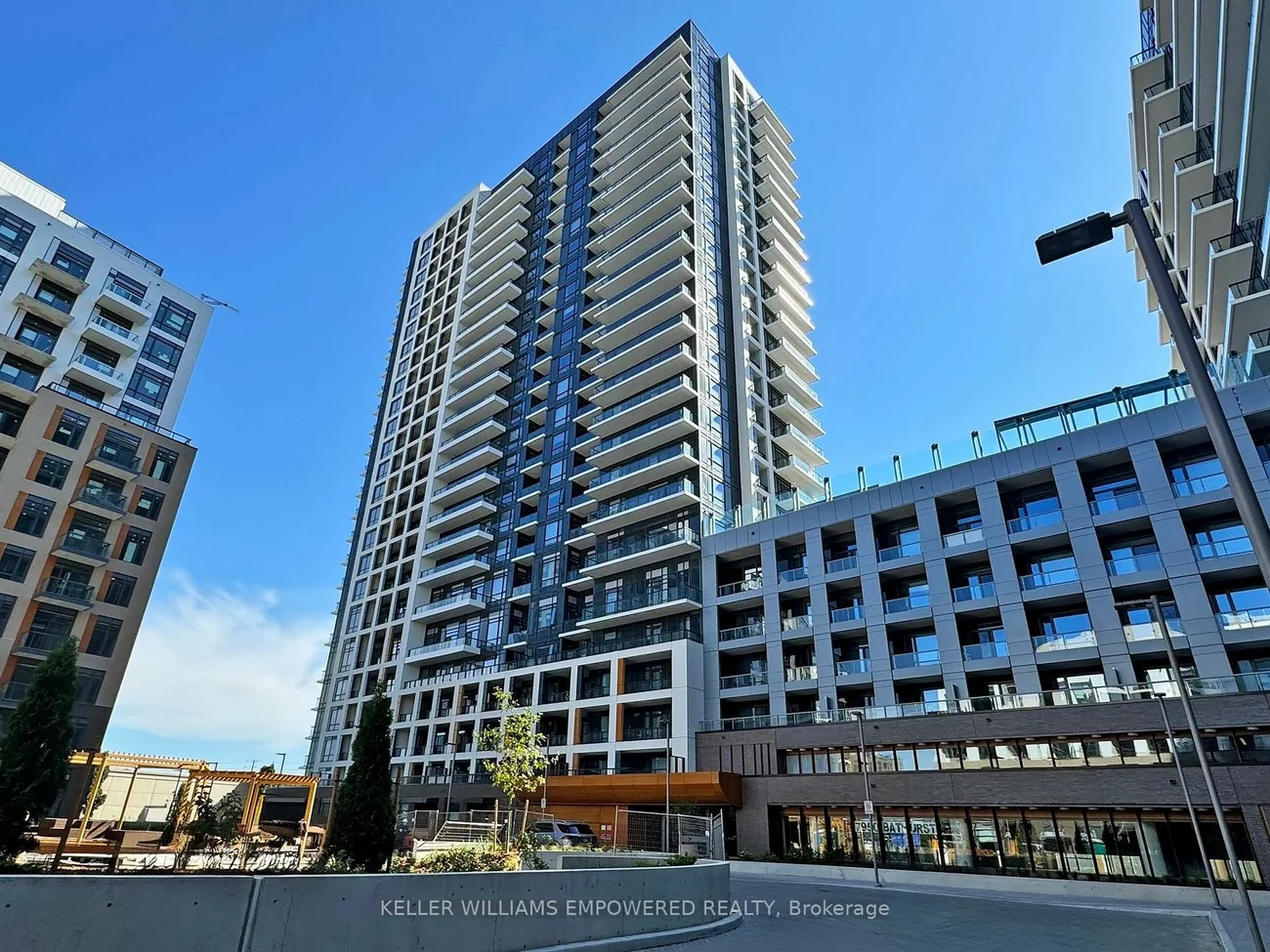 7950, Bathurst, Beverley Glen, Vaughan