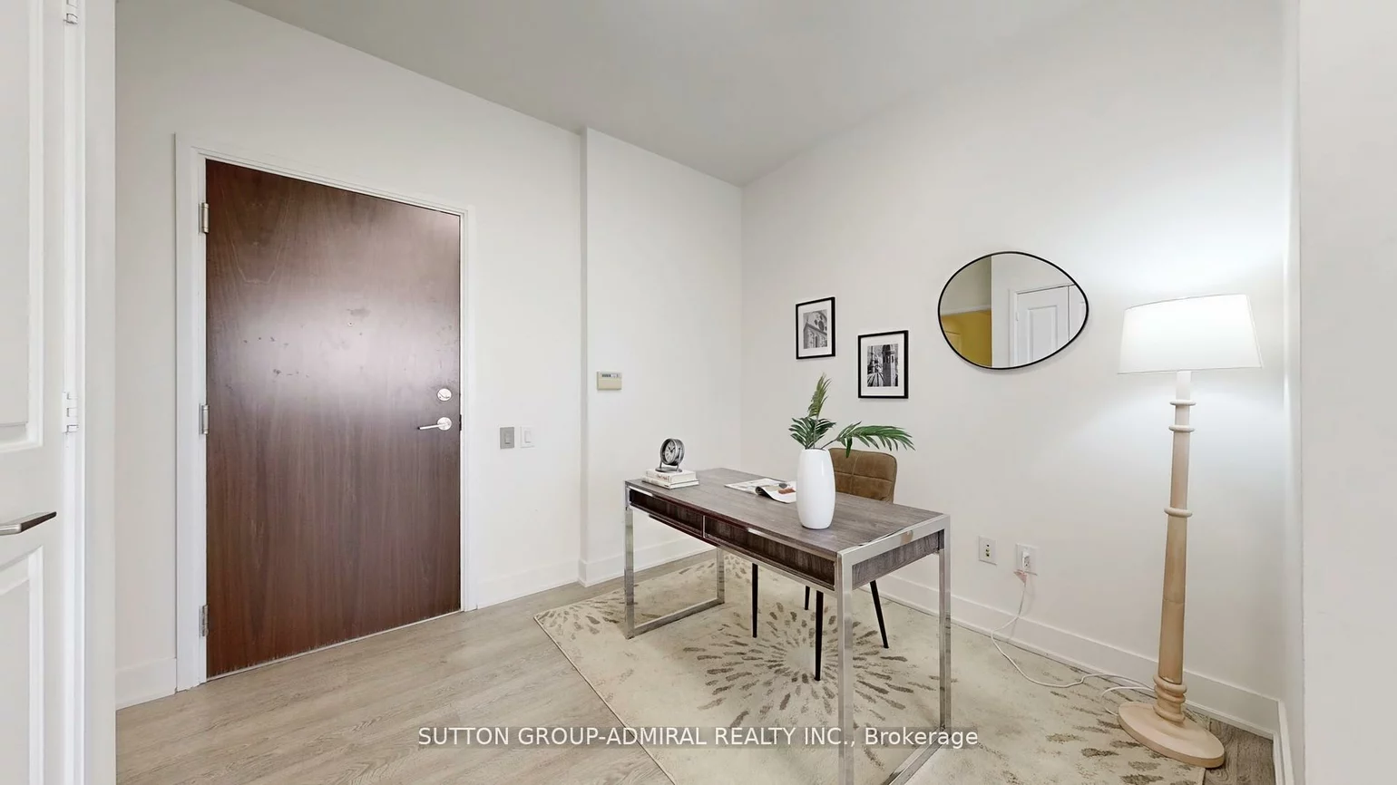 7608, Yonge, Crestwood-Springfarm-Yorkhill, Vaughan