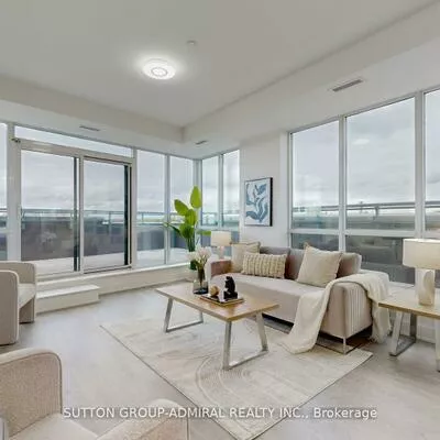 7608, Yonge, Crestwood-Springfarm-Yorkhill, Vaughan