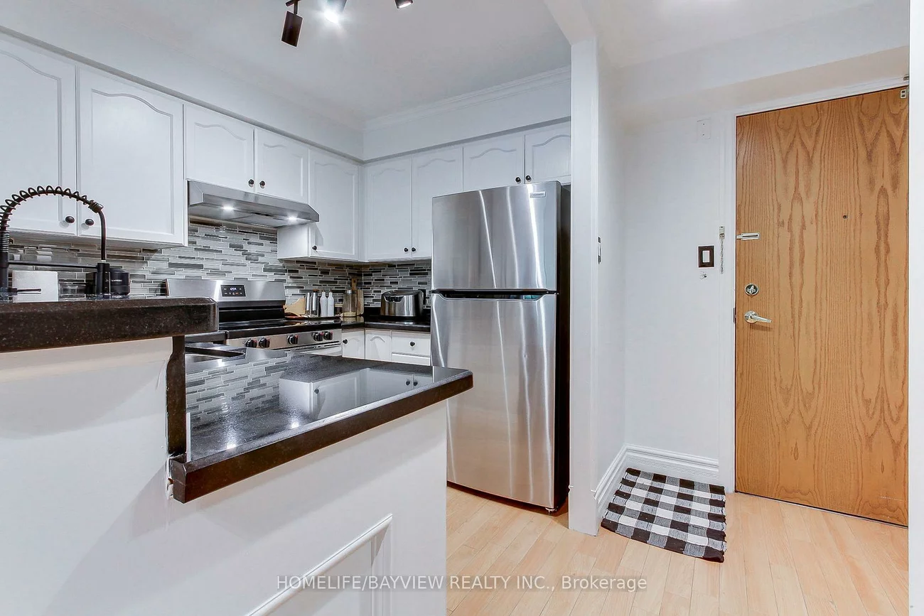245, Pine Grove, Islington Woods, Vaughan