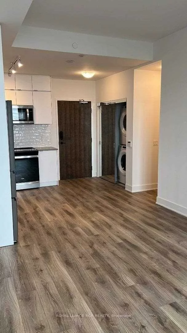 100, Eagle Rock, Rural Vaughan, Vaughan