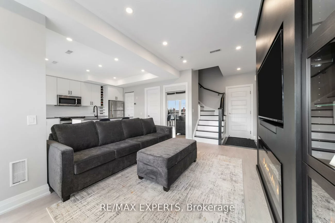 8167, Kipling, West Woodbridge, Vaughan
