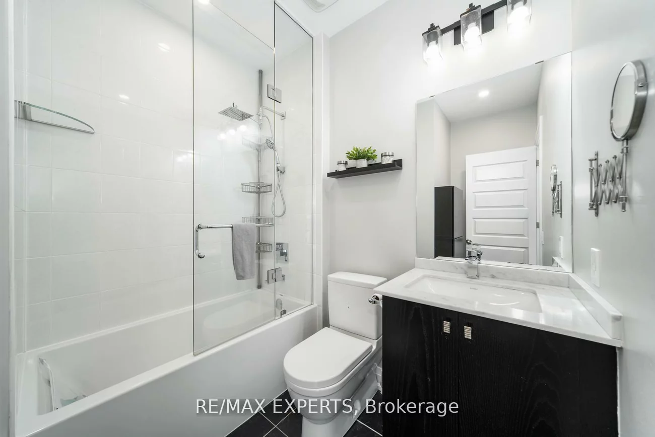 8167, Kipling, West Woodbridge, Vaughan