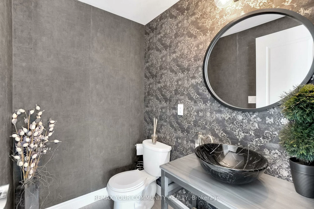 10060, Keele, Maple, Vaughan