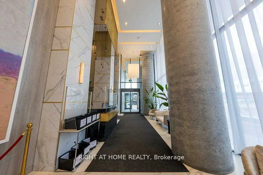 950, Portage, Vaughan Corporate Centre, Vaughan