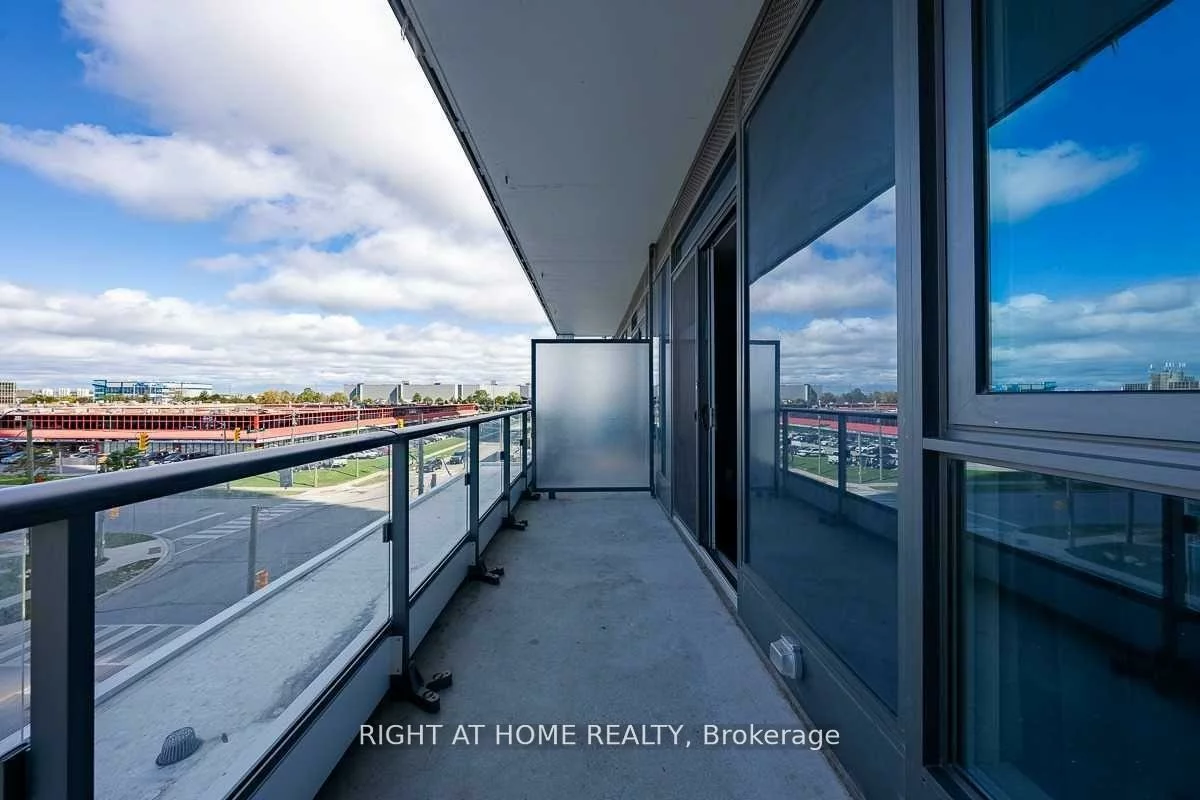 950, Portage, Vaughan Corporate Centre, Vaughan