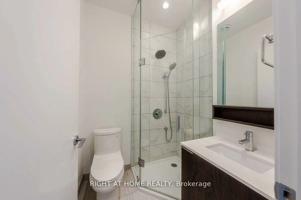 950, Portage, Vaughan Corporate Centre, Vaughan