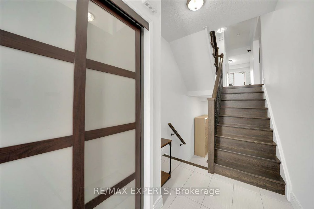 165, Fieldstone, East Woodbridge, Vaughan