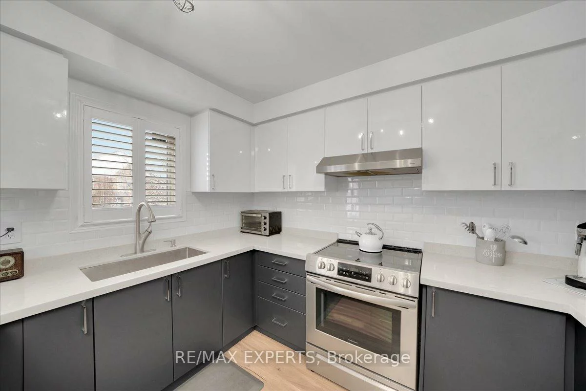 165, Fieldstone, East Woodbridge, Vaughan